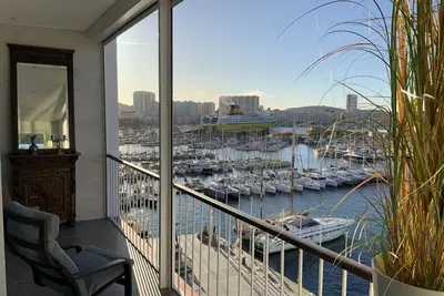 Image de Gorgeous! Toulon Facing Sea-Port