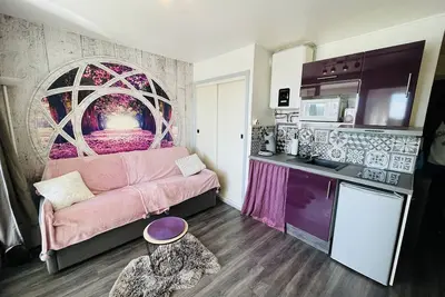 Image de Studio Cabine au Calme, Proche Port et Plage, Parking Gratuit