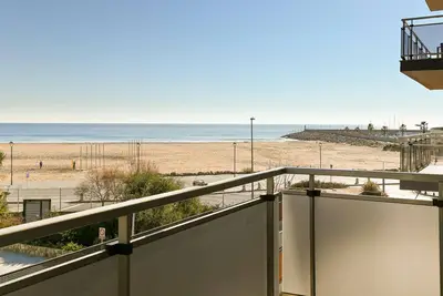 Image de At066 Boabi: Apartamento con A/A, wifi y parking frente de la playa