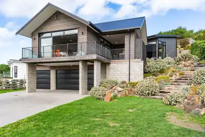 Image de Fuel for the Sol - Mangawhai Heads Holiday Home