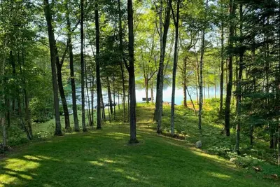 Image de Cozy Updated Cabin on Private Lake - Modern Amenities
