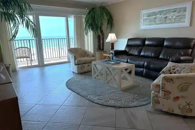 Image de Surfside 403 - Premium 2 Bedroom 2 Bath Oceanfront Condo