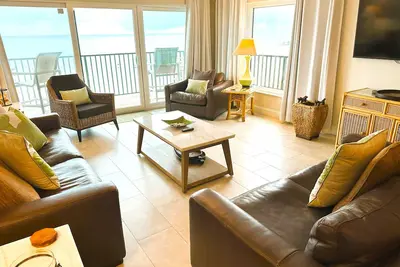 Image de Surfside 501 - Premium 3 Bedroom 2 Bath Oceanfront Condo