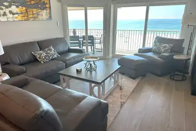 Image de The Villas A-16 - Premium 3 Bedroom 2 Bath Oceanfront Condo