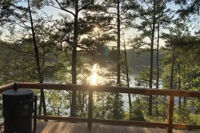 Image de Cabin #6 - Endless Sunset on the Lake