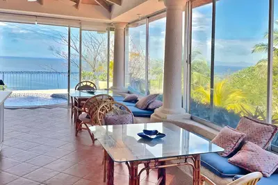 Image de Charming house with spectacular ocean views