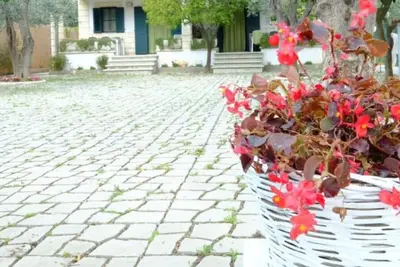 Image de Arbi vacation home \"Casa Cavola\" two minutes from the sea