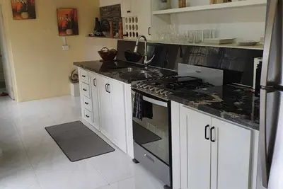 Cozy 2bedrooms with an Amazing view of the City and Sea