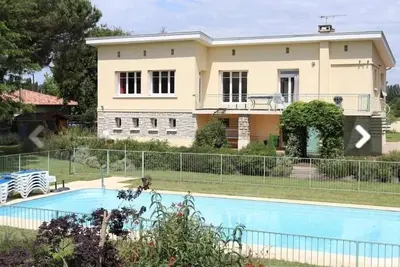 Image de Tranquil fishing & swimming spot on the River Lot