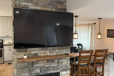 Image de Cabin in Lake Community