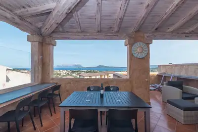 Appartement 'Belvedere 43-2' avec vue sur mer et terrasse partagée