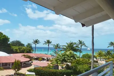 Image de Beachfront Penthouse Apartment With Restaurants Nearby