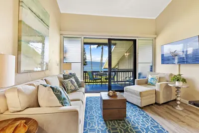 Image de Elegant Island-Inspired 2-Bedroom with Ocean Views