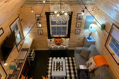 Image de Critter Cottage at Coops Creek Cabins