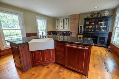 Image de Lvr - Cayuga Street Retreat