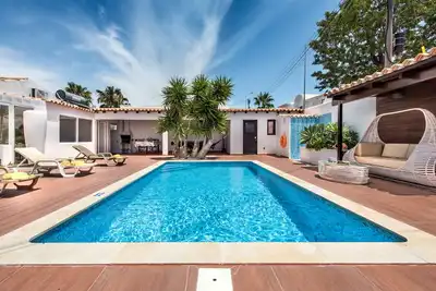 Image de 4 Bedroom Villa in Oura Albufeira with Private Pool