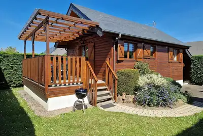 Image de Chalet avec piscine, calme proche du centre de cabourg