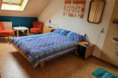 Image de Location-Salle de bain privée séparée-Balcon