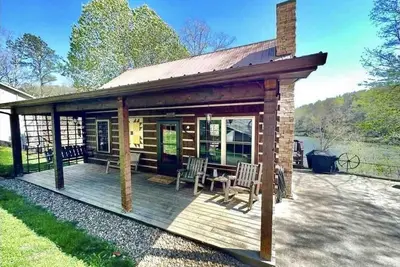 Image de Cabin on the Lake! Just minutes from Daniel Boone National Forest.