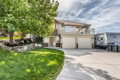 Image de 4br Lake View Home, Great Backyard - Pet Friendly