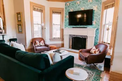 Image de Emerald Escape by Pettigrew Adventures