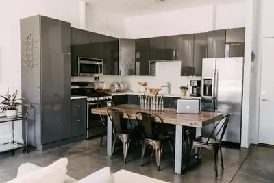 Image de 440 By Caramelized \nPettigrew Adventures Downtown