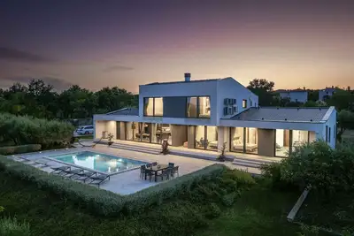 Image de Villa avec climatisation et piscine