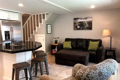 Image de #150 Condo near large pool & shuttle to Gorge Amp-book separately