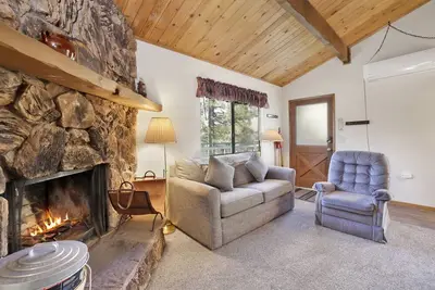 Image de Escape in the Pines Cottage at Big Bear Lake