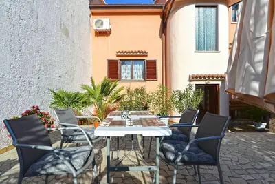 Image de Appartement de deux chambres avec air conditionné Stinjan, Pula (A-20816-b)