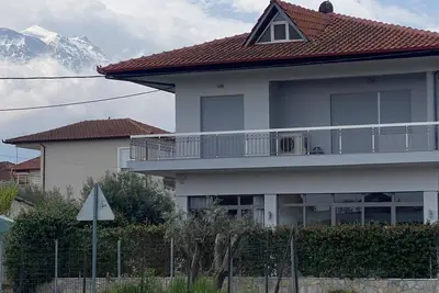 Image de Vacation home for 8 guests with 210m² in Agios Spyridonas (176909)