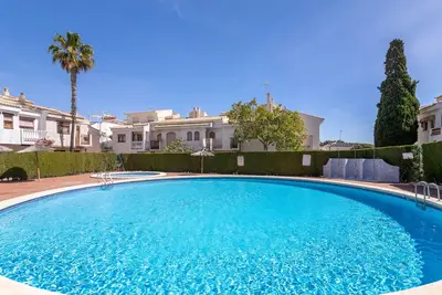 Image de Maison de vacances 'Casa en la playa con piscinas 11 A'