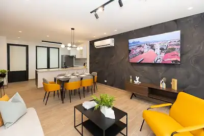Image de 2 Bdr + 2 Bthr in Casco Viejo of Panama City w/ Rooftop Pool