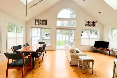 Image de Lake Michigan Sandy Beach is a short walk! Home in Downtown Empire, Grill