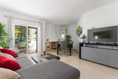 Image de Balaia Golf Poolside Retreat