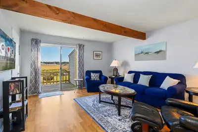 Image de Oyster Bay Hideaway on Chincoteague Island!