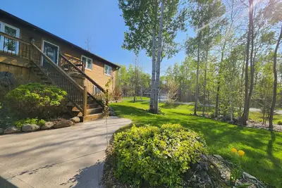 Image de Black Bear Lodge - Foyer extérieur\/Gazebo