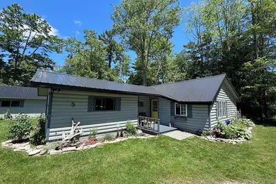 Image de 3 seasons of adventures on Indian Lake/Sunset View Resort/Cabin #5