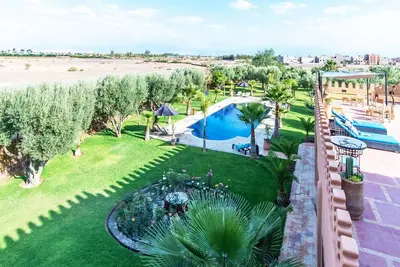 Image de La villa l’Africaine Al Ouidane. Très belle villa sur un parc de 7000 M2 arboré.