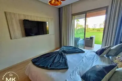 Image de Un Beau rez-de-jardin sur Golf