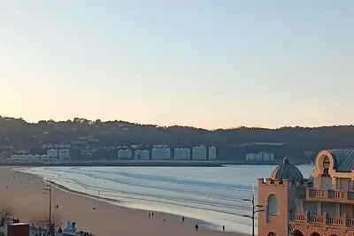 Image de ⛱️🏄‍♂️ T3 apartment \"4 / 6\" people center beach seafront Hendaye 🌊⛵️