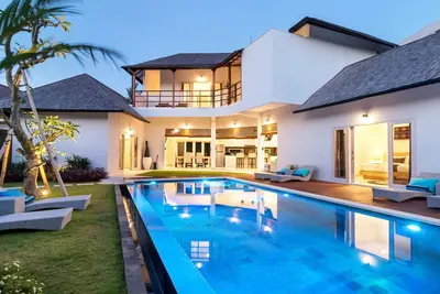 Image de Luxurious 4br Villa with Pool, Bali Villa 2206