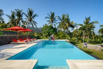 Image de Lovely 3br Villa W/ Amazing Pool & Sea views, Bali Villa 2235