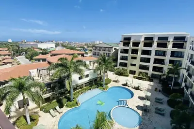 Image de 2br Condo 5* Location w/ AmazingViews ~ Pool ~ Gym