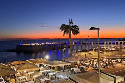 Image de At Belle Vue Apartment enjoy the stunning sea view and romantic sunset