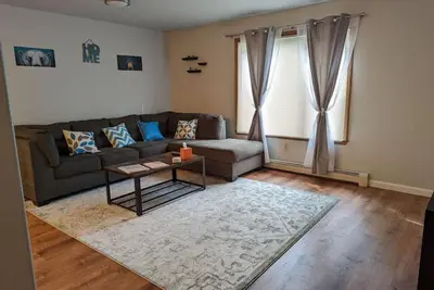 Image de Downstairs Cozy Hideaway