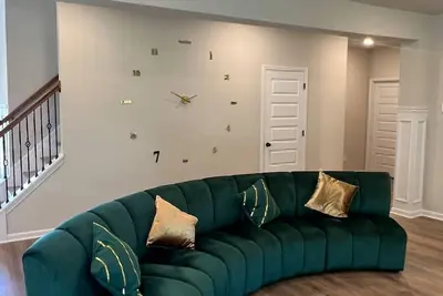 Image de Modern 4 bedrooms Luxury Home
