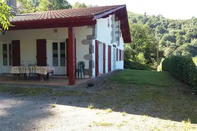 Image de Gîte campagne randonnée reposant