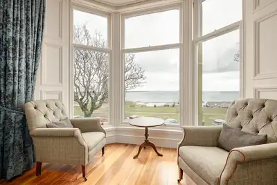 Image de Gillespie Apartments | Golfer's Dream