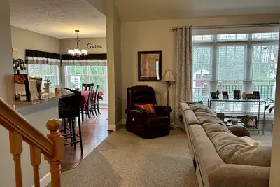 Image de Beautiful, spacious home available Pga week